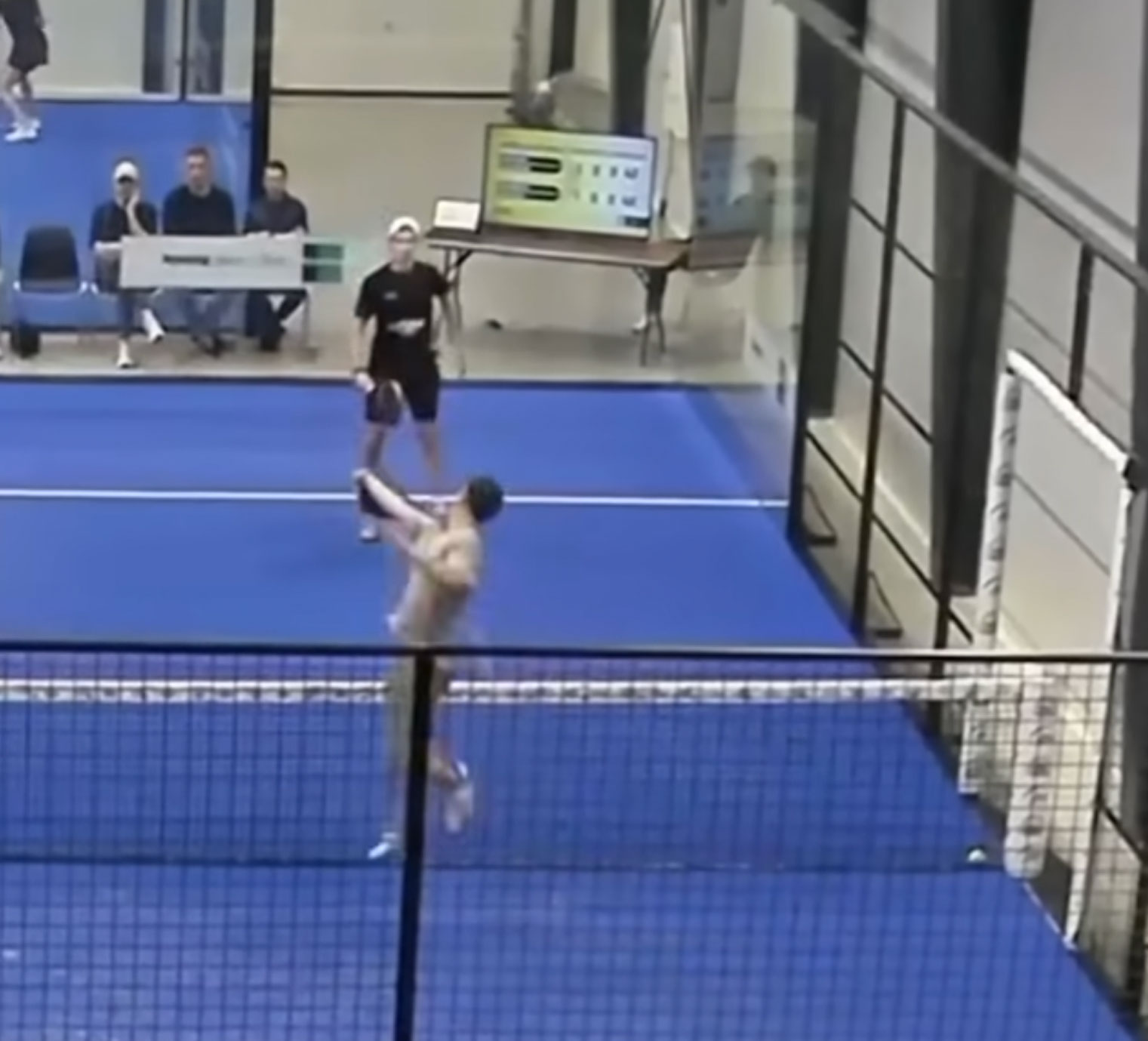 Backhand tap out